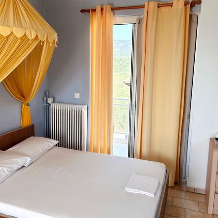 Bay Holiday Hotel & Spa Karavomilos  Экстерьер фото